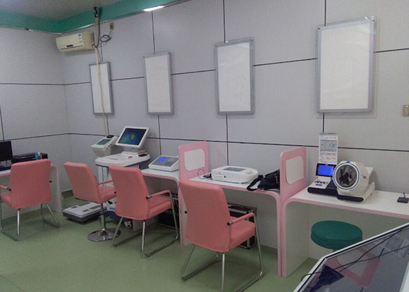 �dƽ���˴�����{�н���С��